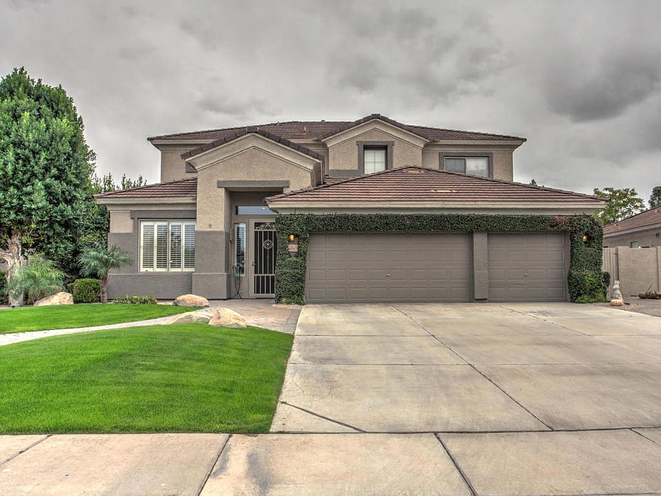 1st image of 1541 E Appaloosa Ct