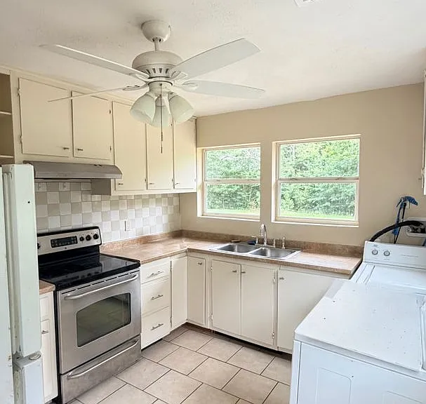 3406 Holly Springs Rd — Photo 11