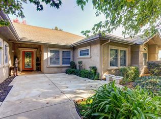 24524 N Partridge Ln, Acampo, CA 95220