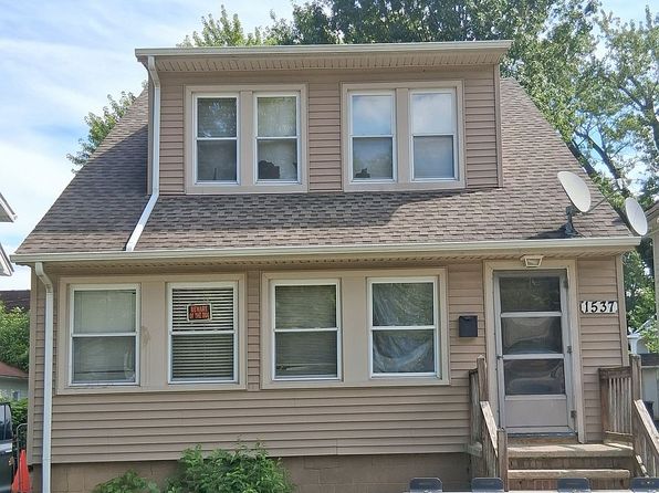 1537 Larchmont Rd