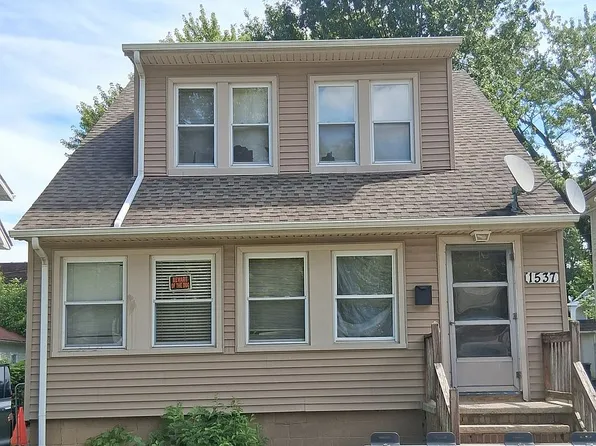 1537 Larchmont Rd, Cleveland, OH 44110