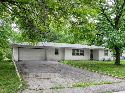 1151 S Delaware Dr, Tonganoxie, KS, 66086