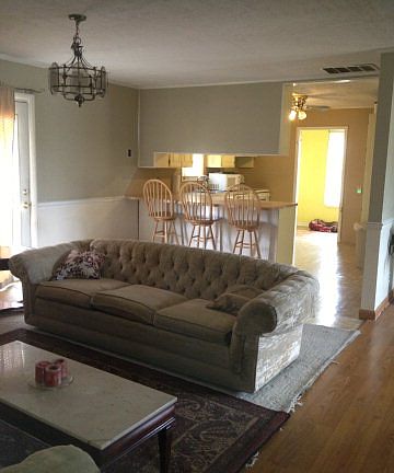 5th image of 608 Pride Ave