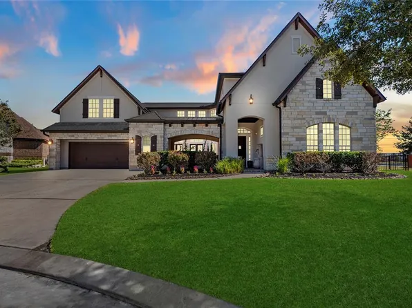 9718 Sabinal River Ct, Cypress, TX 77433