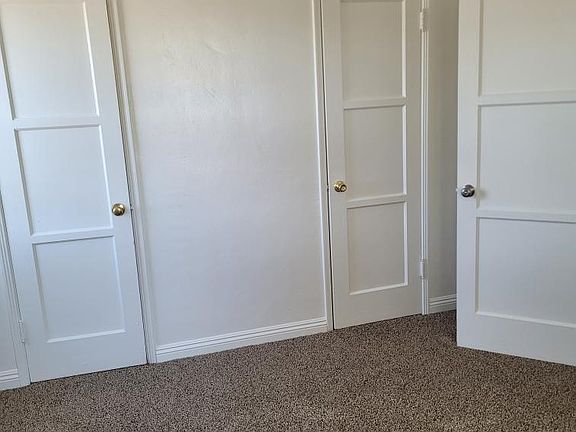 3rd image of 424 S Sadler Ave #424