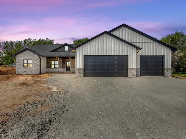N3975 Wettering Way, Kaukauna, WI 54130