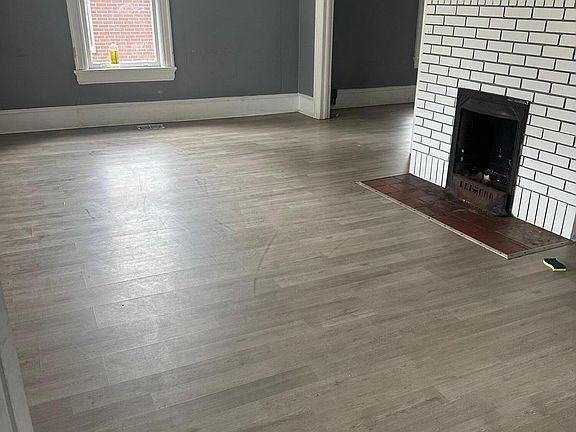 3rd image of 511 Hammond Street