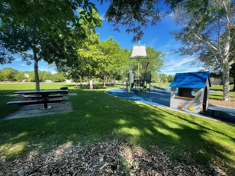 1662 Maccullen Dr — Photo 37