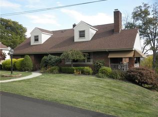 700 Sara Dr, Washington, PA