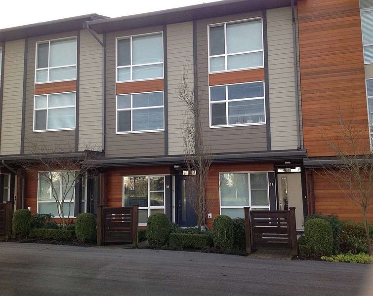 Surrey Townhouse for rent - 3 Bedrooms — photo 5