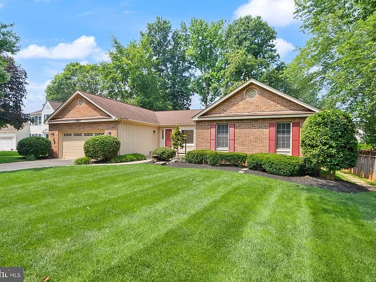 13647 S Springs Dr — Photo 3