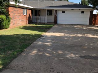 1028 Plains Dr, Fritch, TX 79036