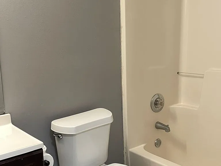 112 Harvard Dr — Photo 12
