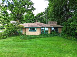 104 E Water St, Cassopolis, MI 49031