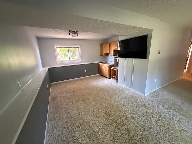 9502 Teakwood Ln N — Photo 21