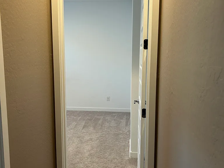 2917 E 27th Ave #1 — Photo 5