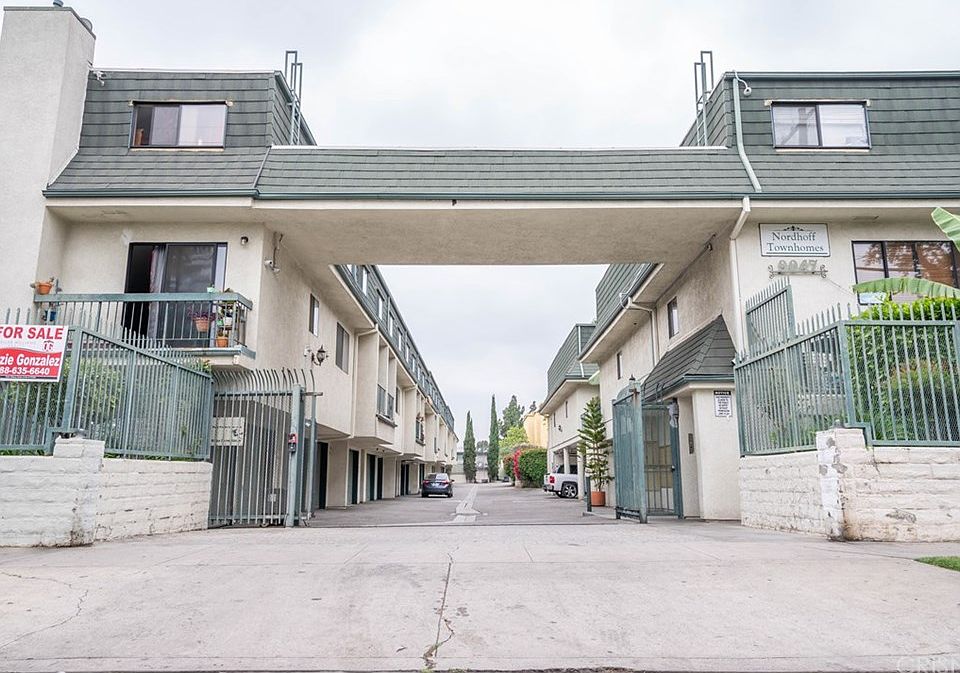 1st image of 9047 Langdon Ave Unit 13