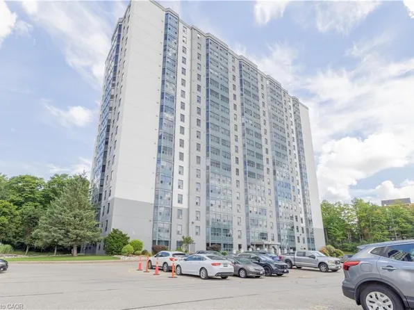 55 Green Valley Dr #708, Kitchener, ON N2P 1Z6