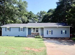 216 Thomson St, Centerville, GA 31028