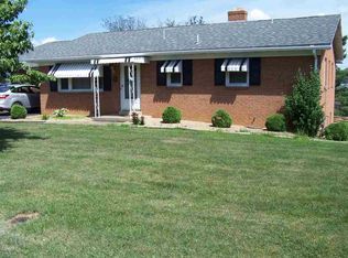 1142 Rockingham Dr, Harrisonburg, VA 22802