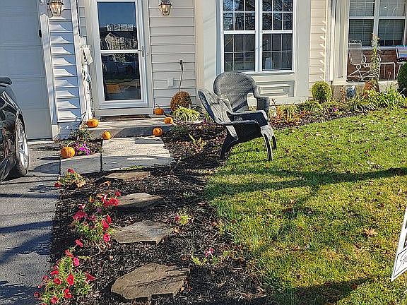 2nd image of 312 Kintyre Ln