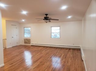 25330 Craft Ave #2, Rosedale, NY 11422