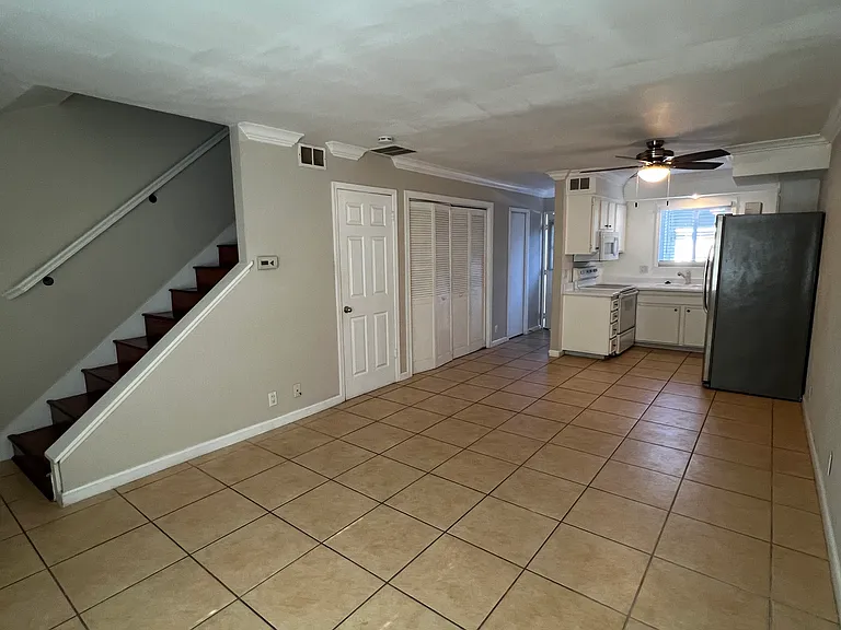 19861 Inverness Ln — Photo 3