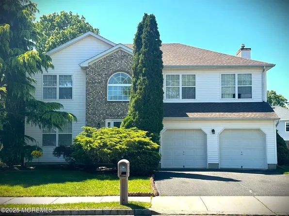 14 Diamond Lane, Howell, NJ 07731