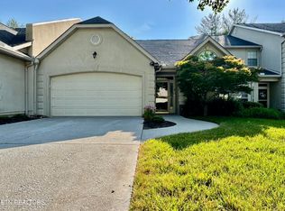 622 Chapel Point Ln, Knoxville, TN 37934
