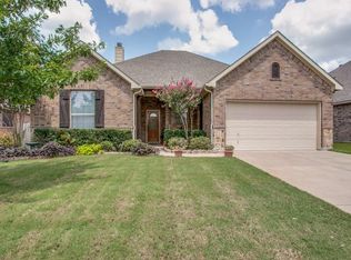 520 Leatherman Dr, Saginaw, TX 76179