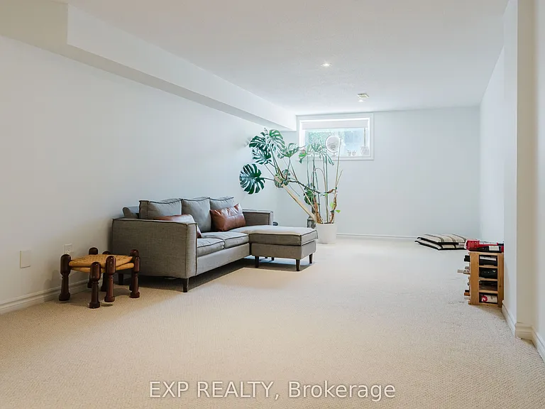 182 Mattingly Way — Photo 41