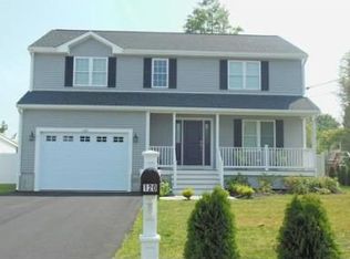 120 Rogers St, Dartmouth, MA 02748