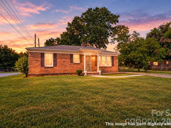 1341 Bradford Heights Rd, Gastonia, NC 28054