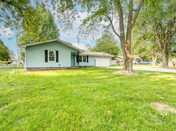 203 W King Drive, Willard, MO 65781