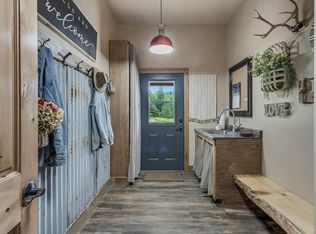 3141 N Riley Creek Rd, Priest River, ID 83856