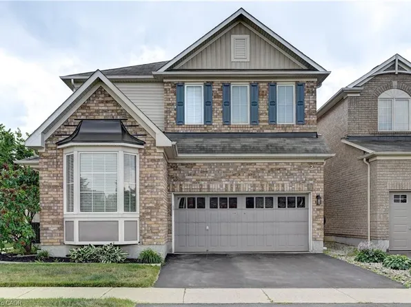 147 Silverthorne Dr, Cambridge, ON N3C 0C3