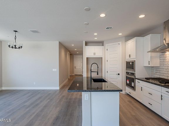 3rd image of 31985 N 117TH Avenue