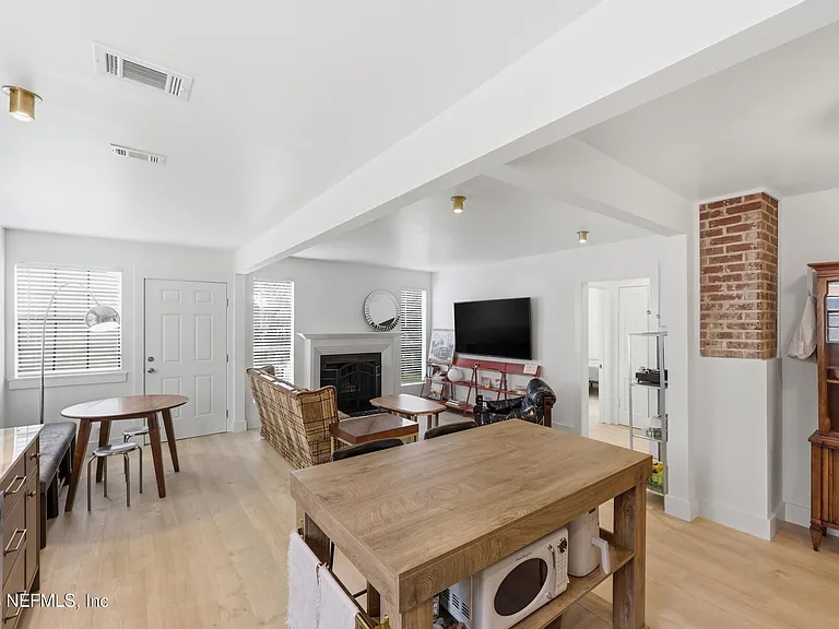 2304 Bethune Ave — Photo 12