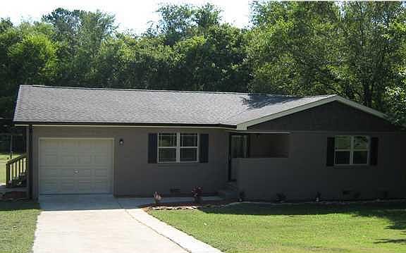 3rd image of 84 Rogers Dr