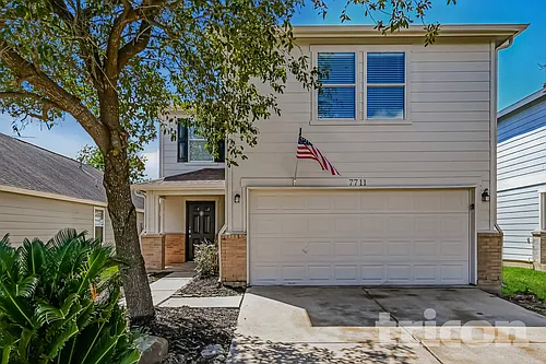 7711 Cypress Edge Dr Photo 1