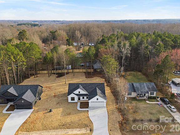 3rd image of 1734 Barnhardt Rd