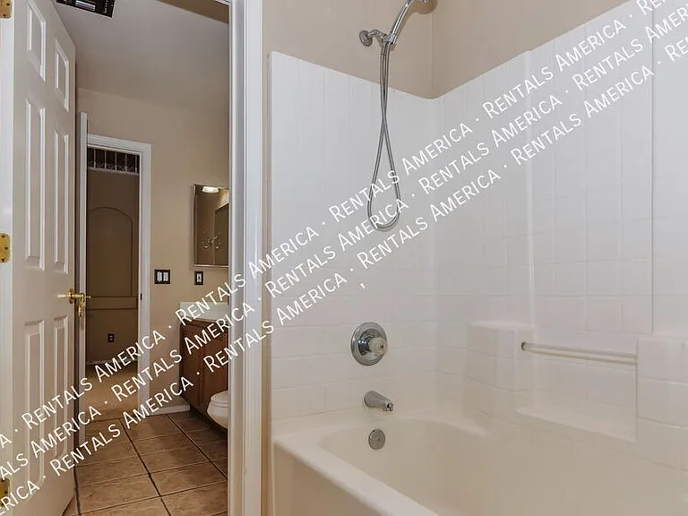 10462 E Jerrell Cove St — Photo 18