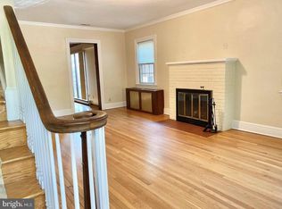 1200 S Cleveland St Unit A, Arlington, VA 22204