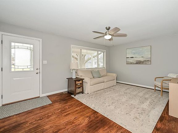 4th image of 11911 Glenridge Dr