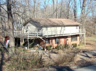 120 Greenacres Dr, Paris, TN 38242