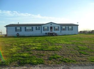 100 Rocky Rd, Lockhart, TX 78644