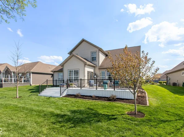 4220 Backstretch Ln, Bargersville, IN 46106