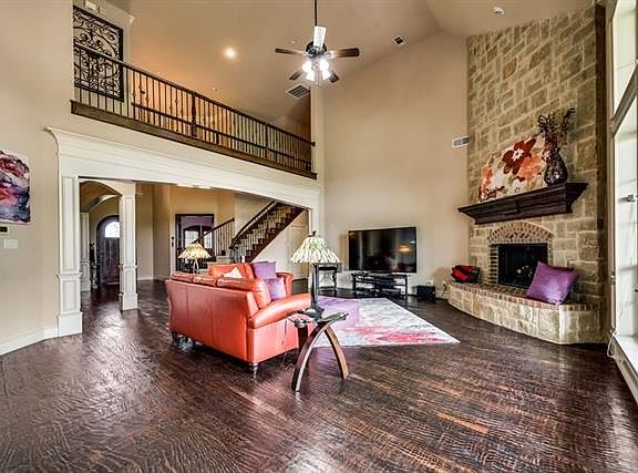 5th image of 1812 Chatfield Ln