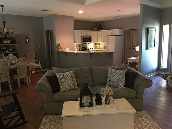 4th image of 15107 Gebron Dr