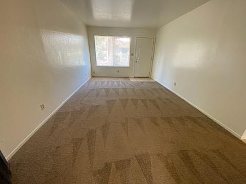 3rd image of 481 Minnewawa Ave #101